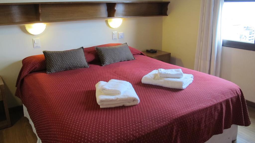 Cambria Hotel San Carlos de Bariloche Room photo